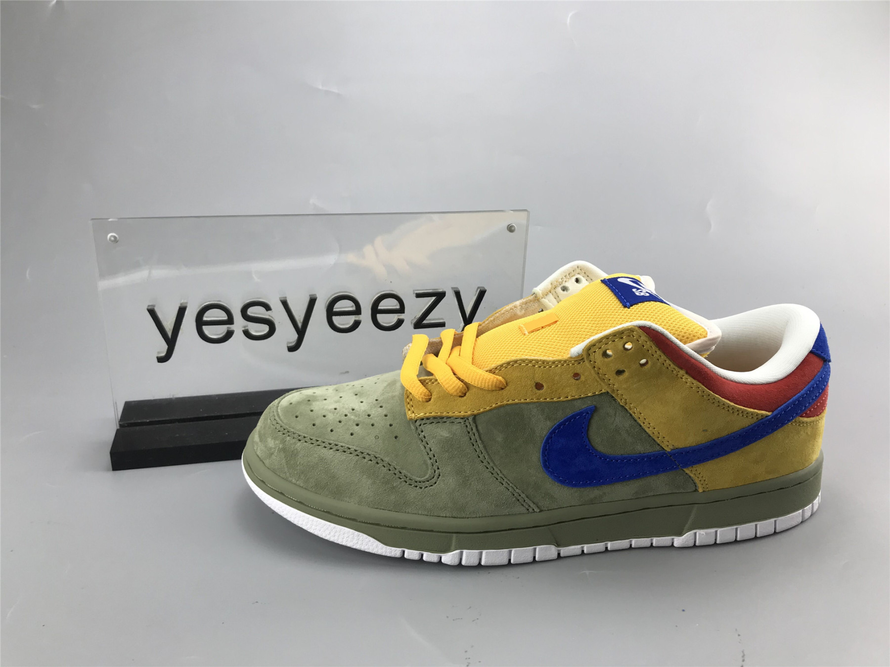 ua nike dunk low preM1vm sb