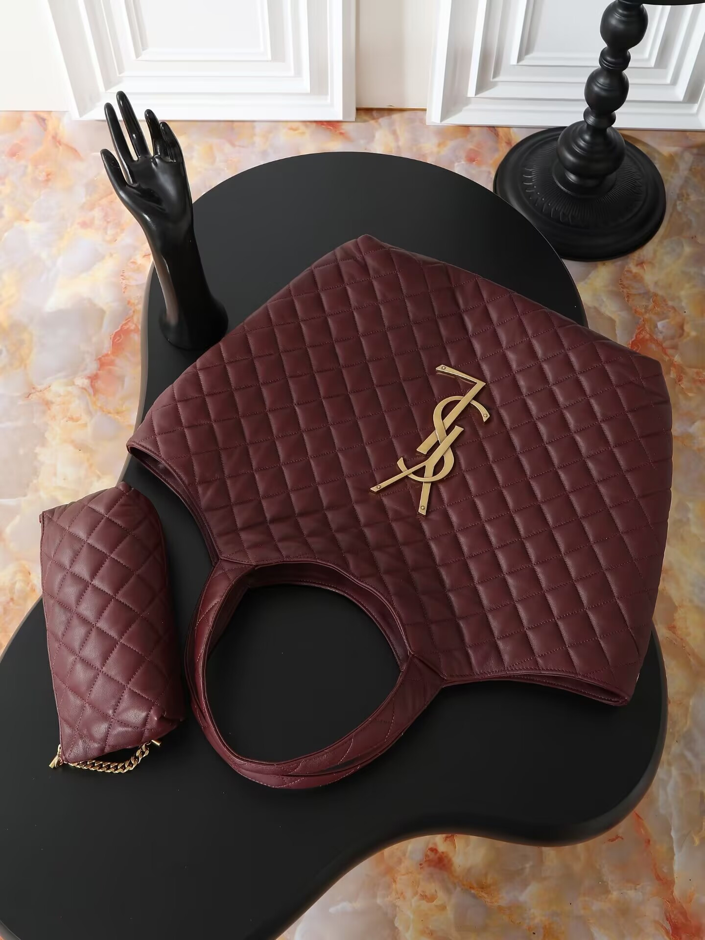 Y51 ICARE MAXI SHOPPING BAG IN QUILTED LAMBSKIN  38/58x43x8cm