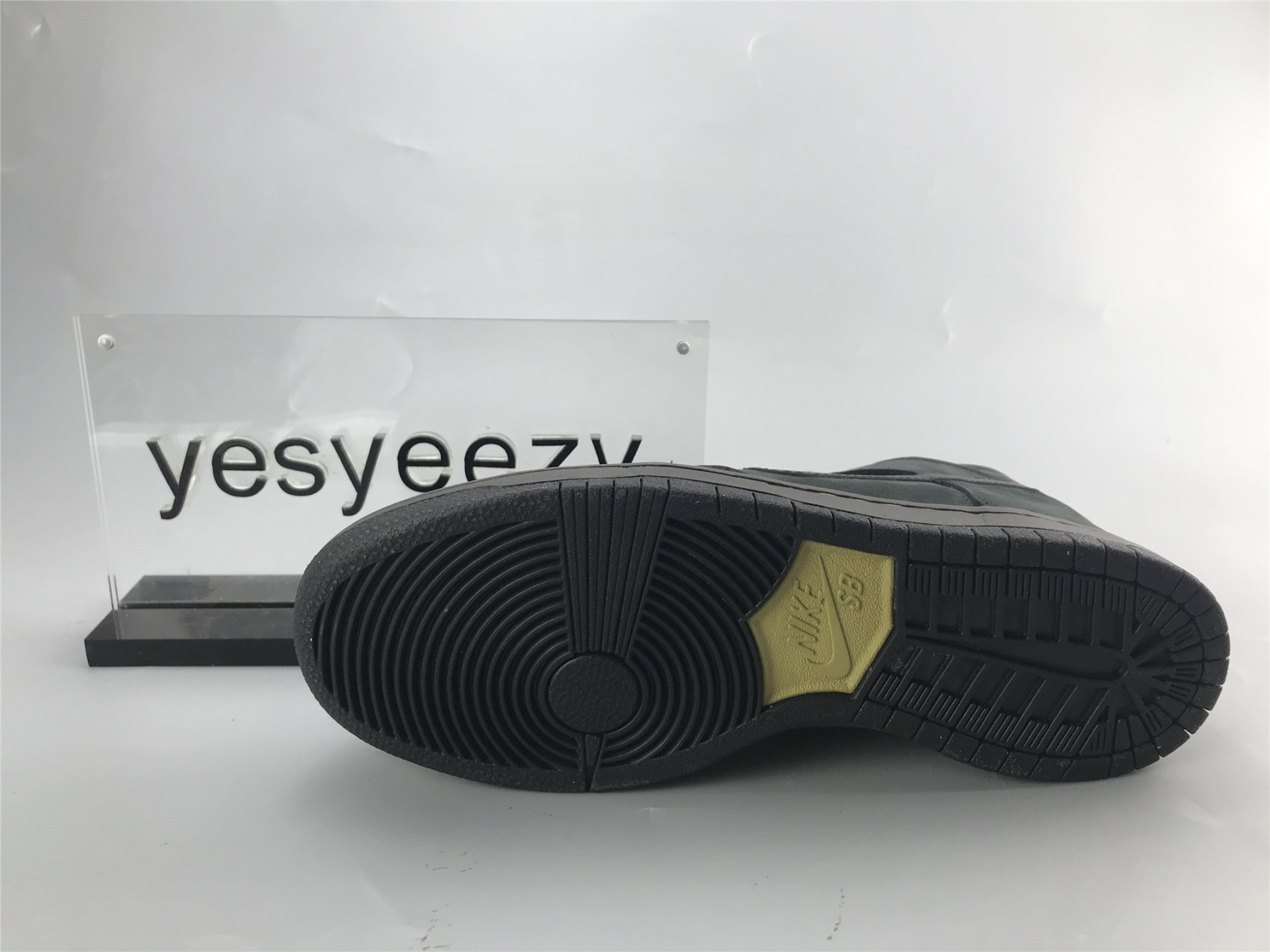 ua nike zoom dunk high sb pro deconstructed preM1vm