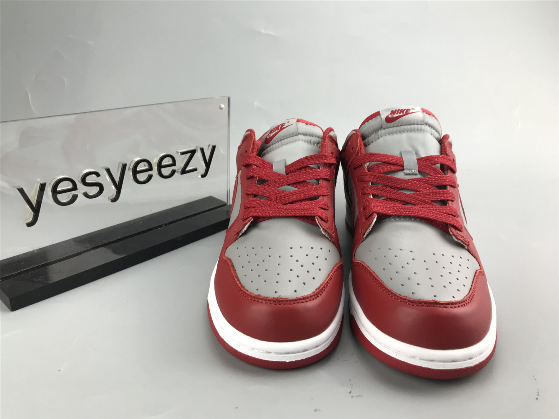 UA NIKE DUNK LOW SP