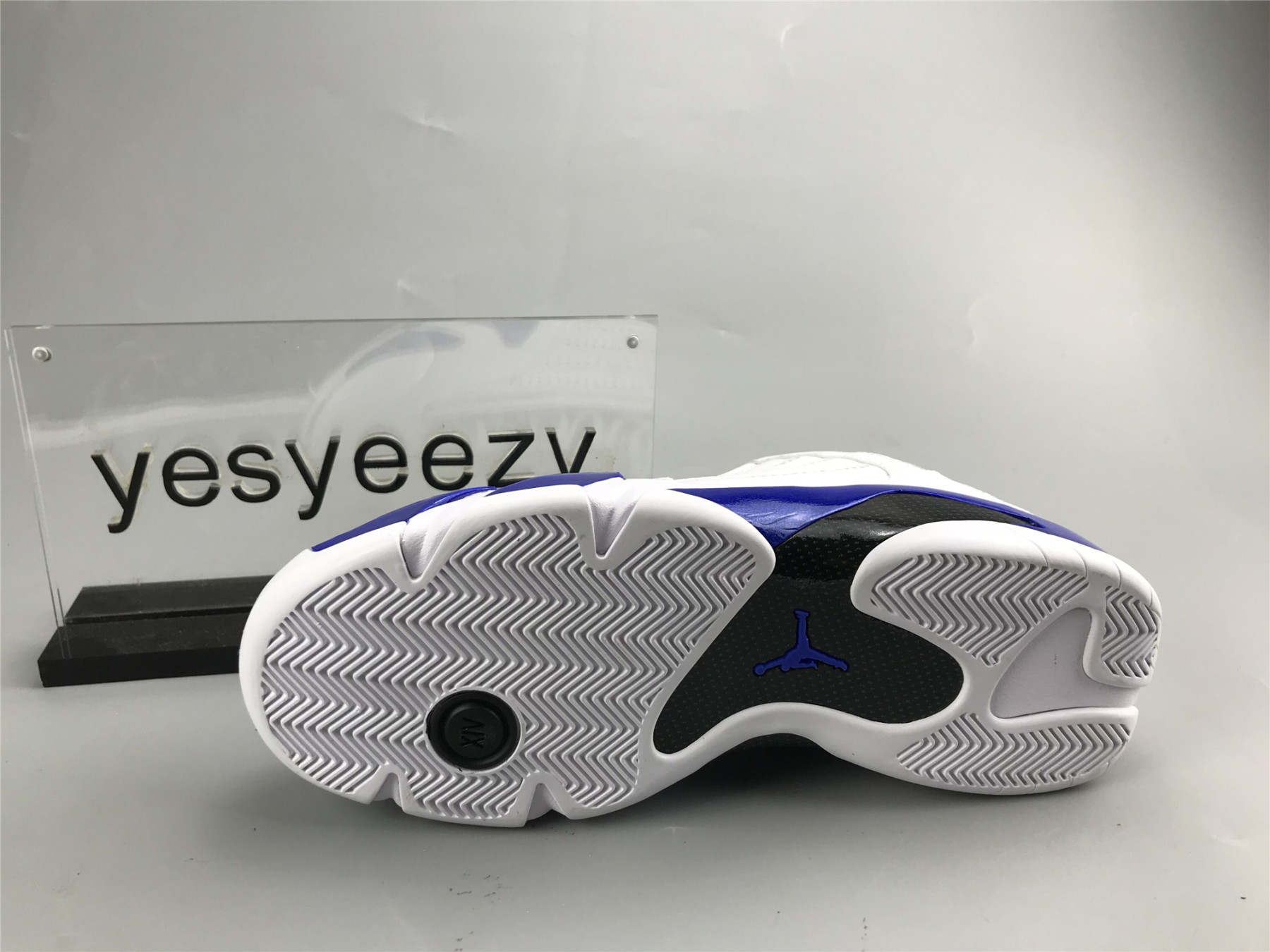 UA AIR JORDAN 14 RETRO