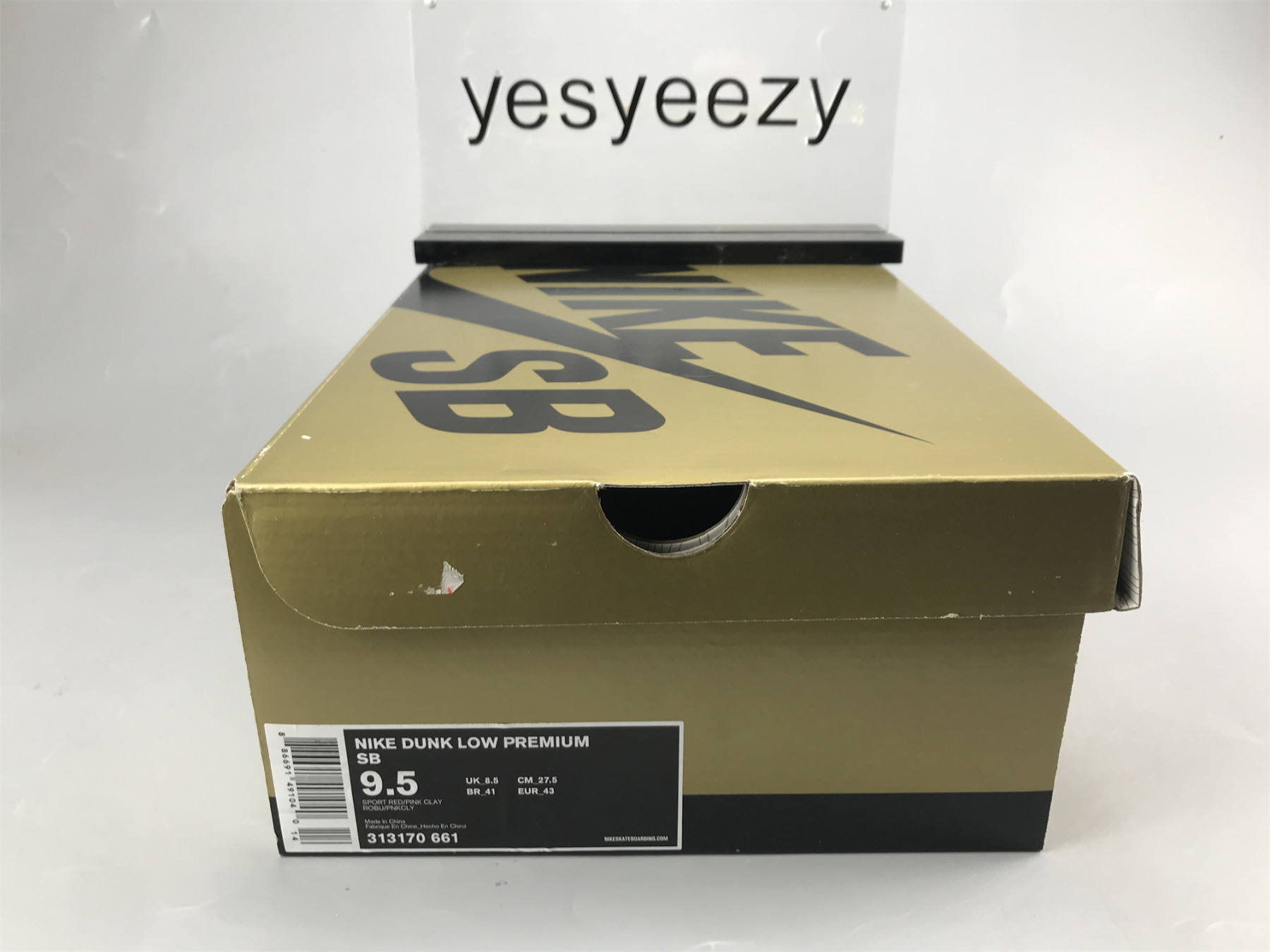 ua nike dunk low preM1vm sb