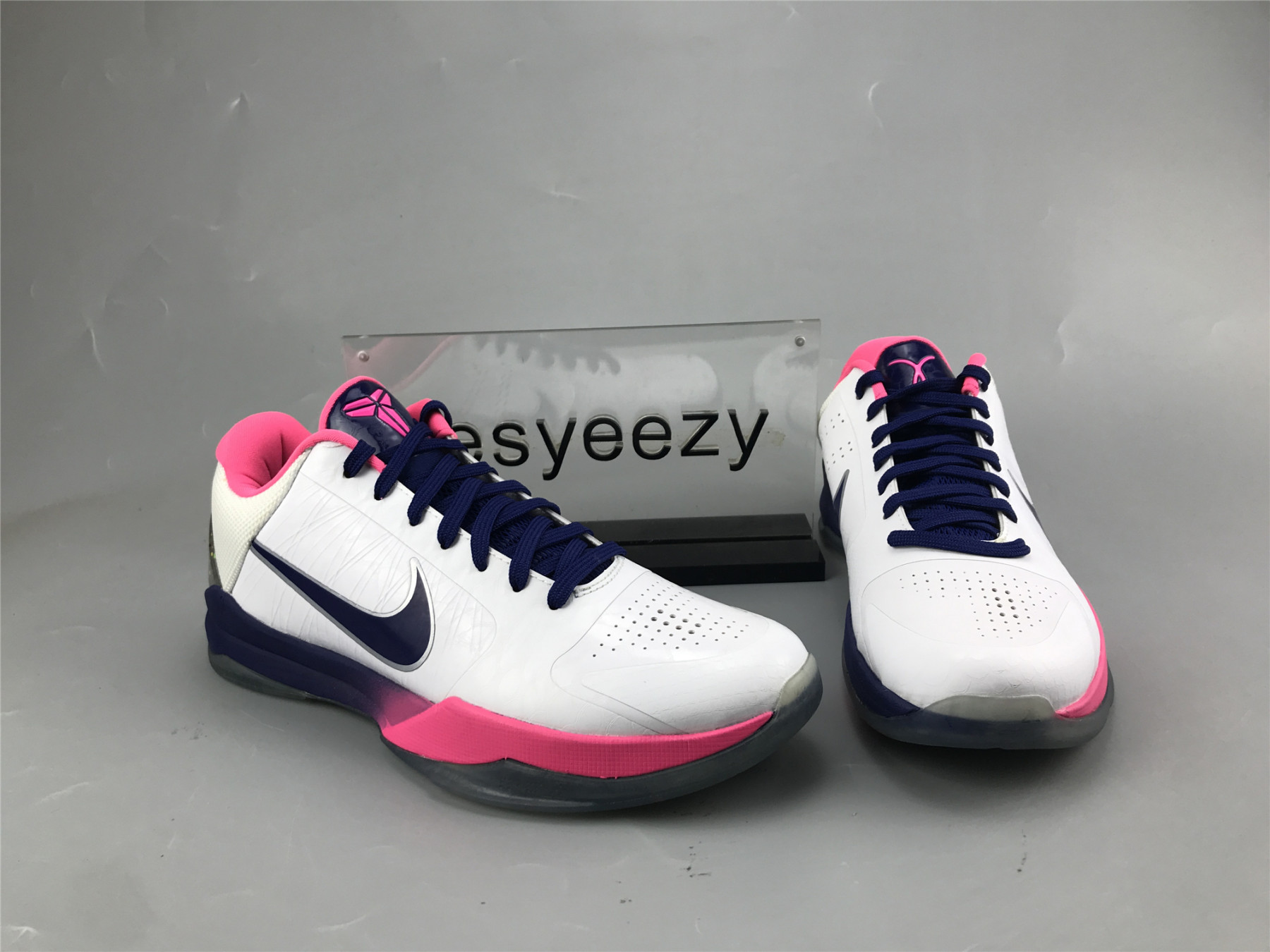 UA NIKE ZOOM KOBE 5 PROTRO