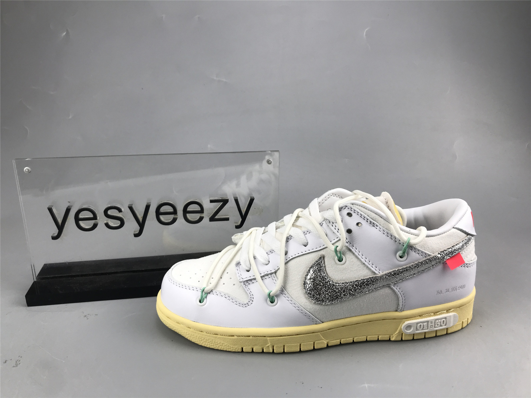 UA NIKE OFF-WHITE X DUNK LOW