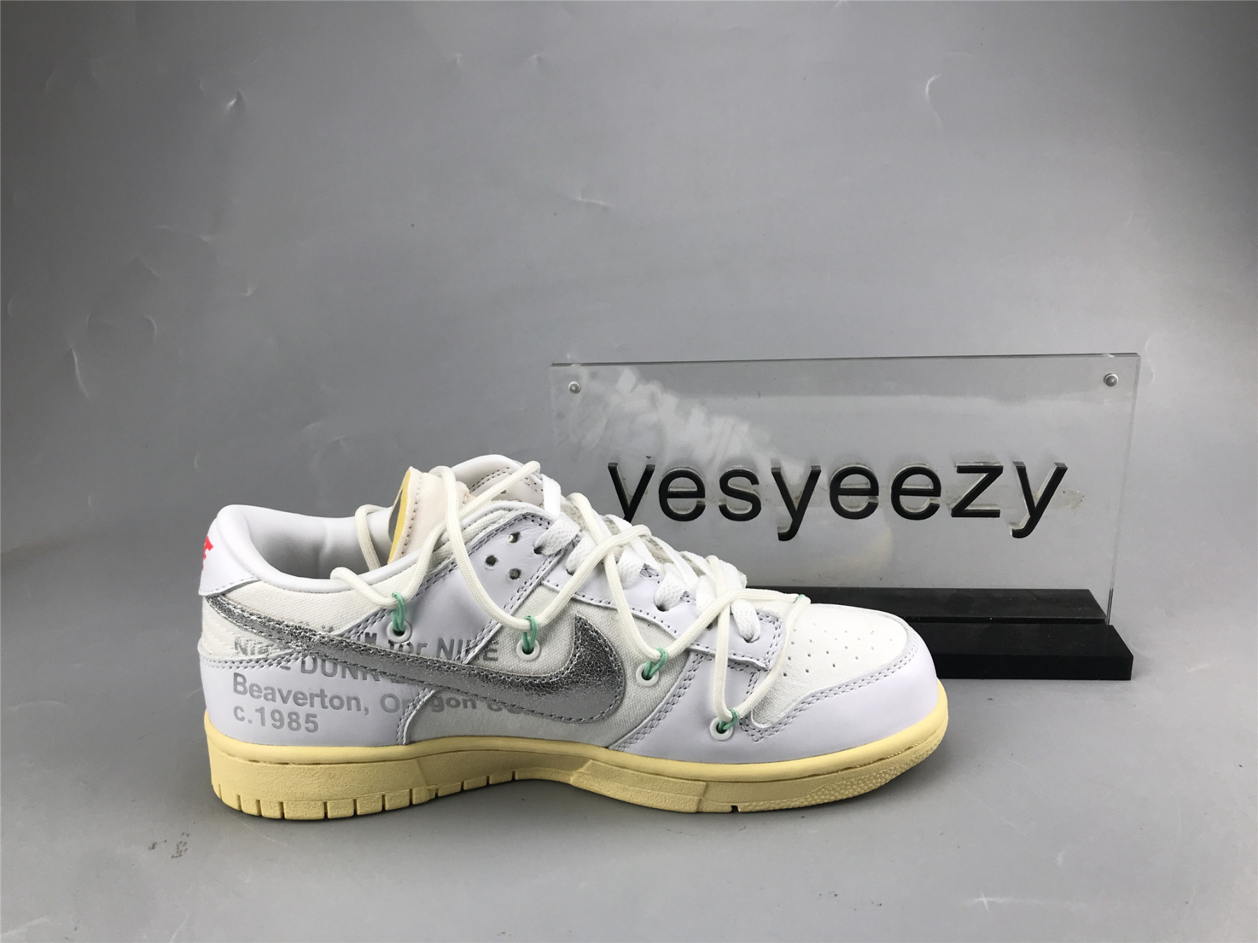 UA NIKE OFF-WHITE X DUNK LOW