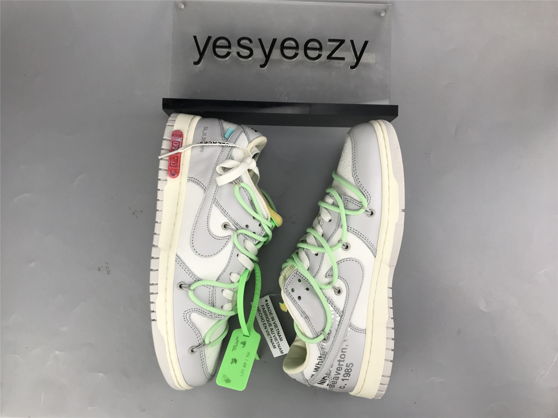 UA NIKE OFF-WHITE X DUNK LOW