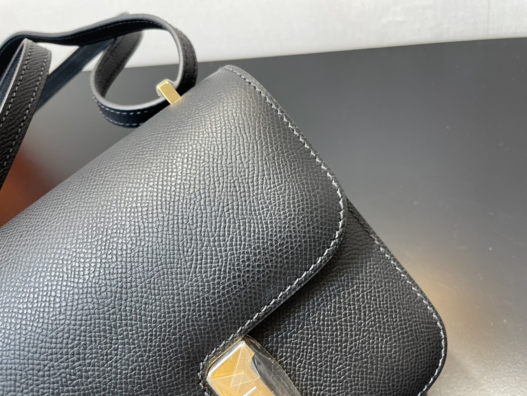 H**me5 Constance 19 Epsom Gold Hardware 7.25" x 6.25" x 2.25"