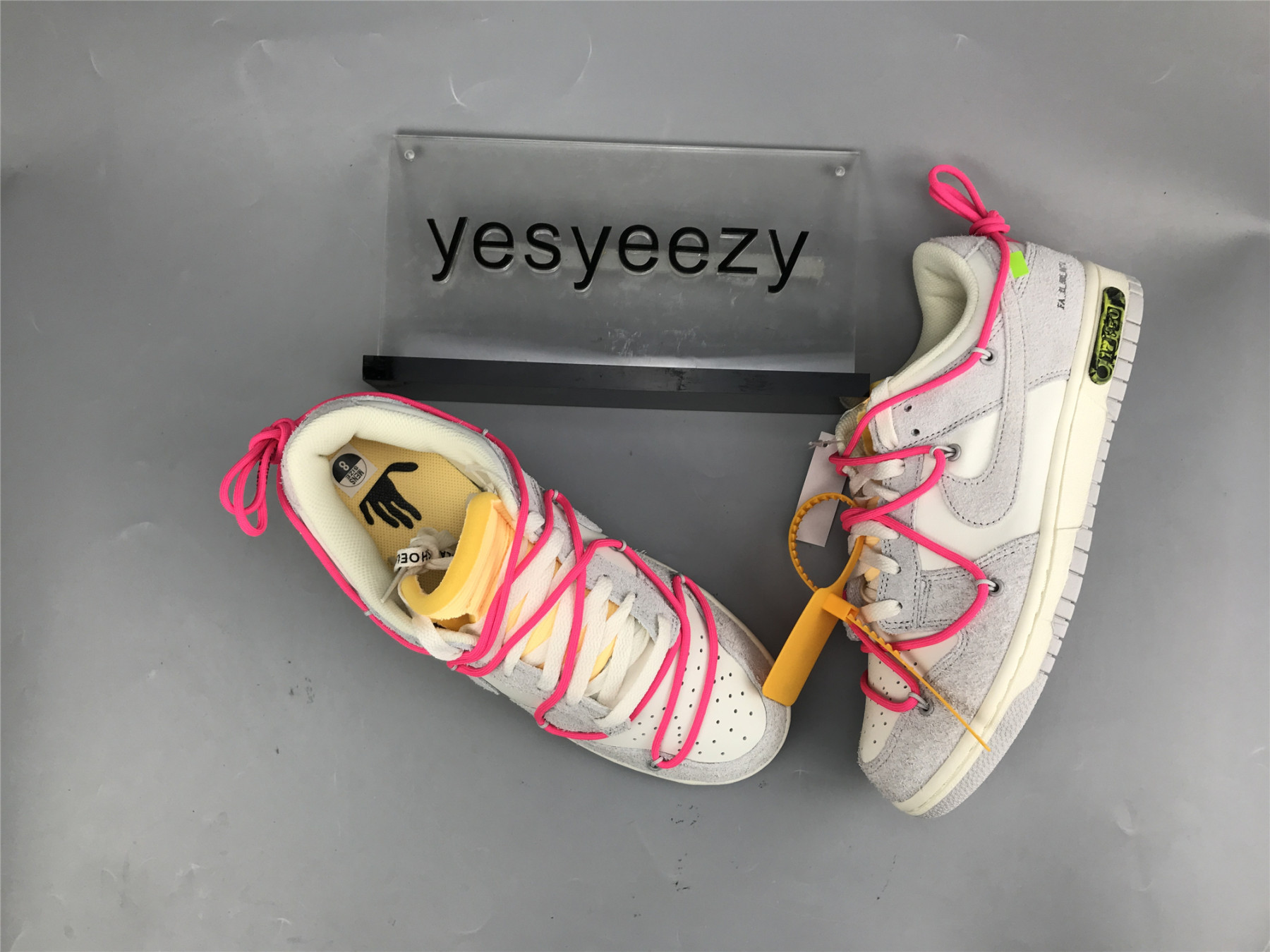 UA NIKE OFF-WHITE X DUNK LOW