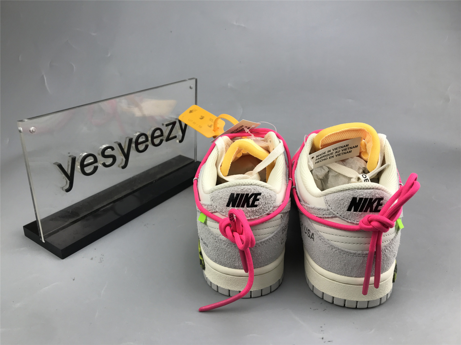 UA NIKE OFF-WHITE X DUNK LOW