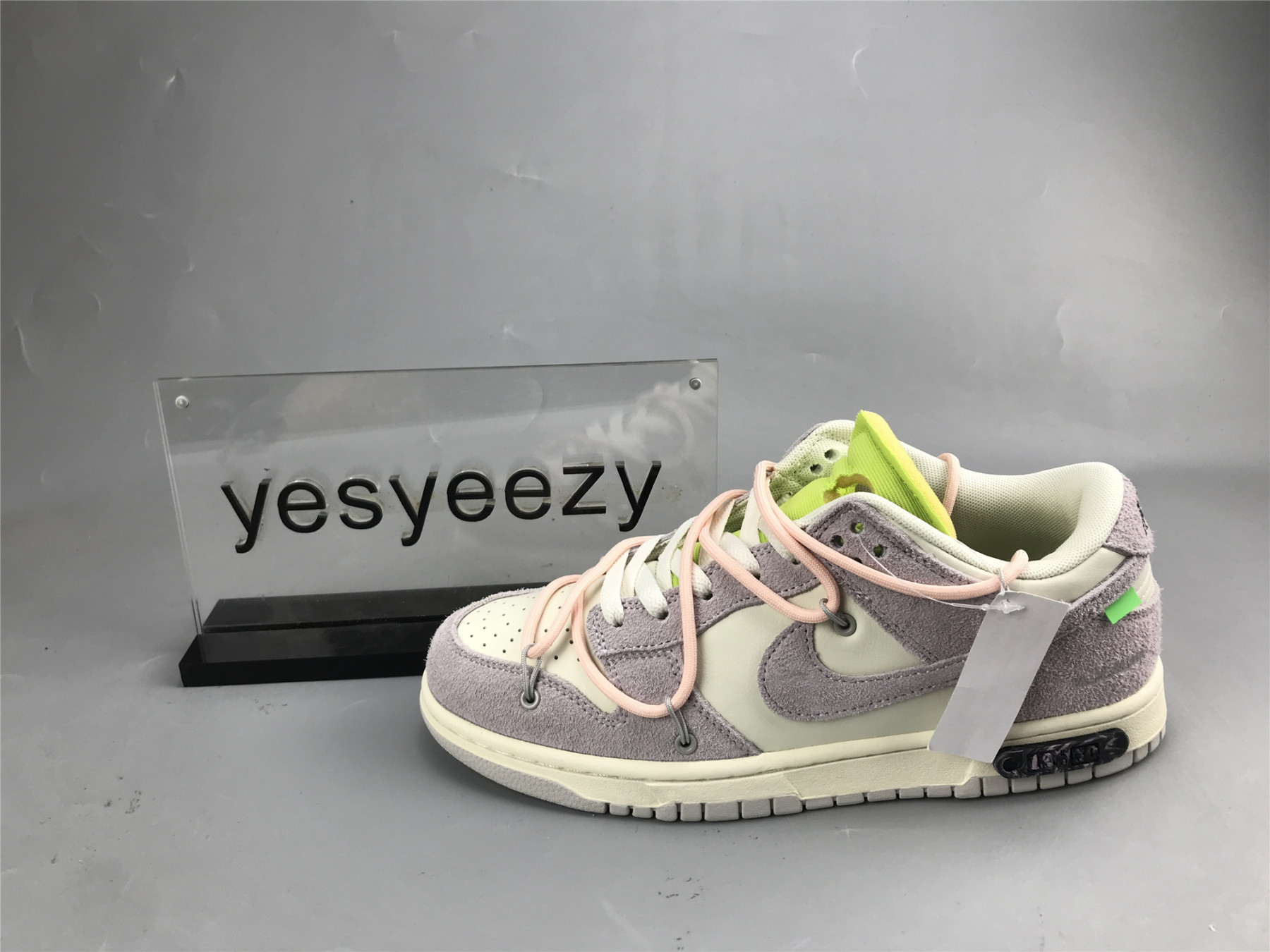 UA NIKE OFF-WHITE X DUNK LOW