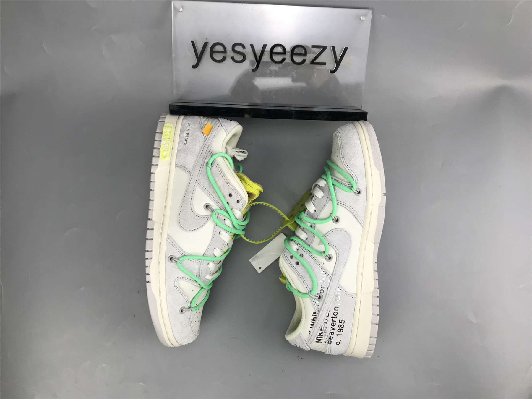 UA NIKE OFF-WHITE X DUNK LOW