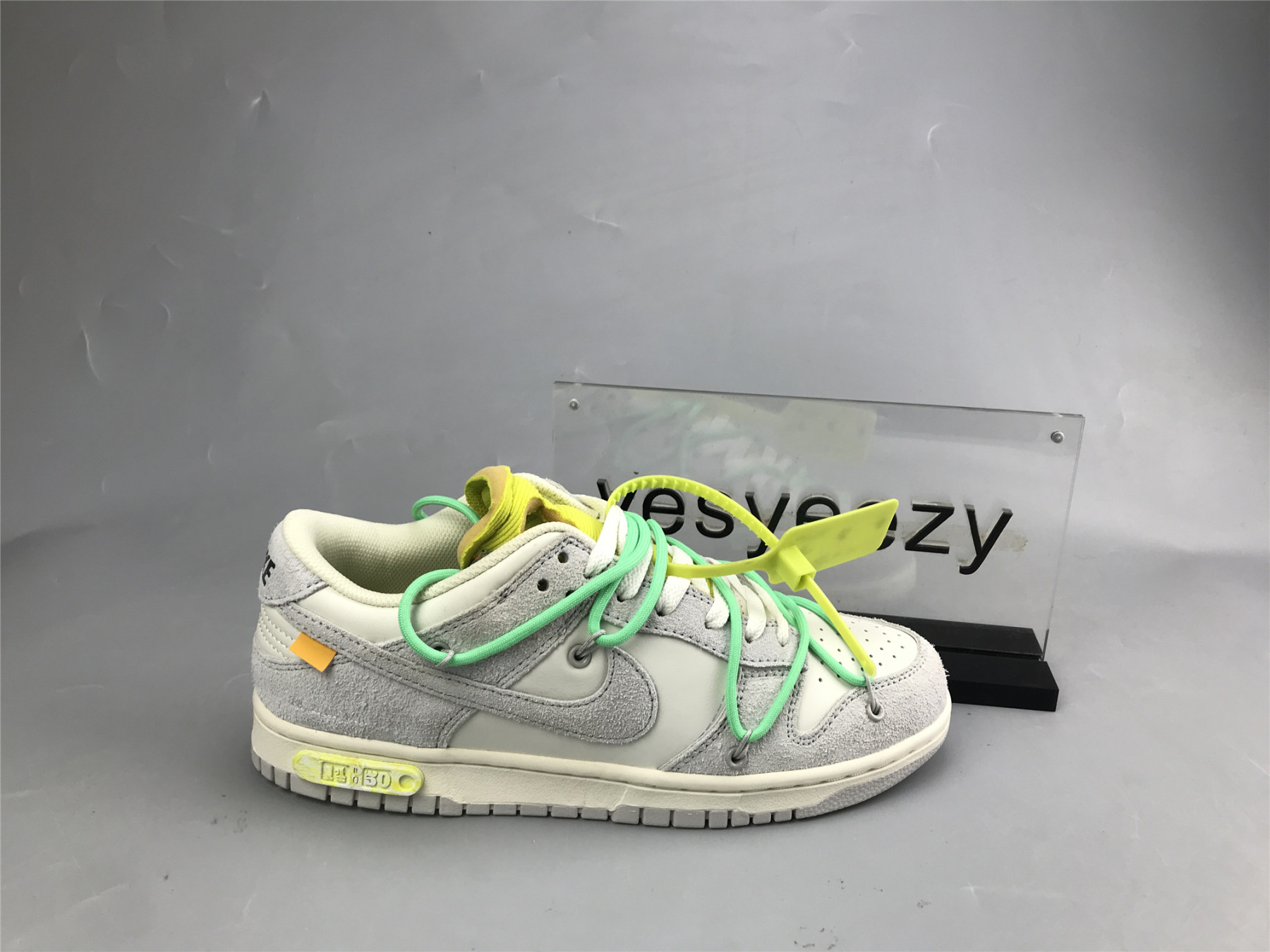UA NIKE OFF-WHITE X DUNK LOW
