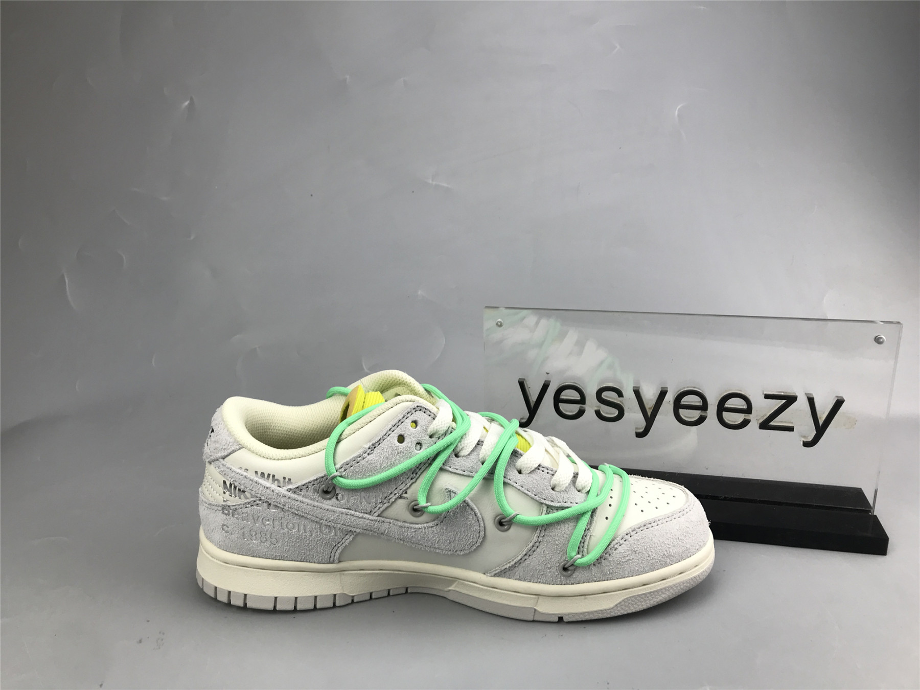 UA NIKE OFF-WHITE X DUNK LOW
