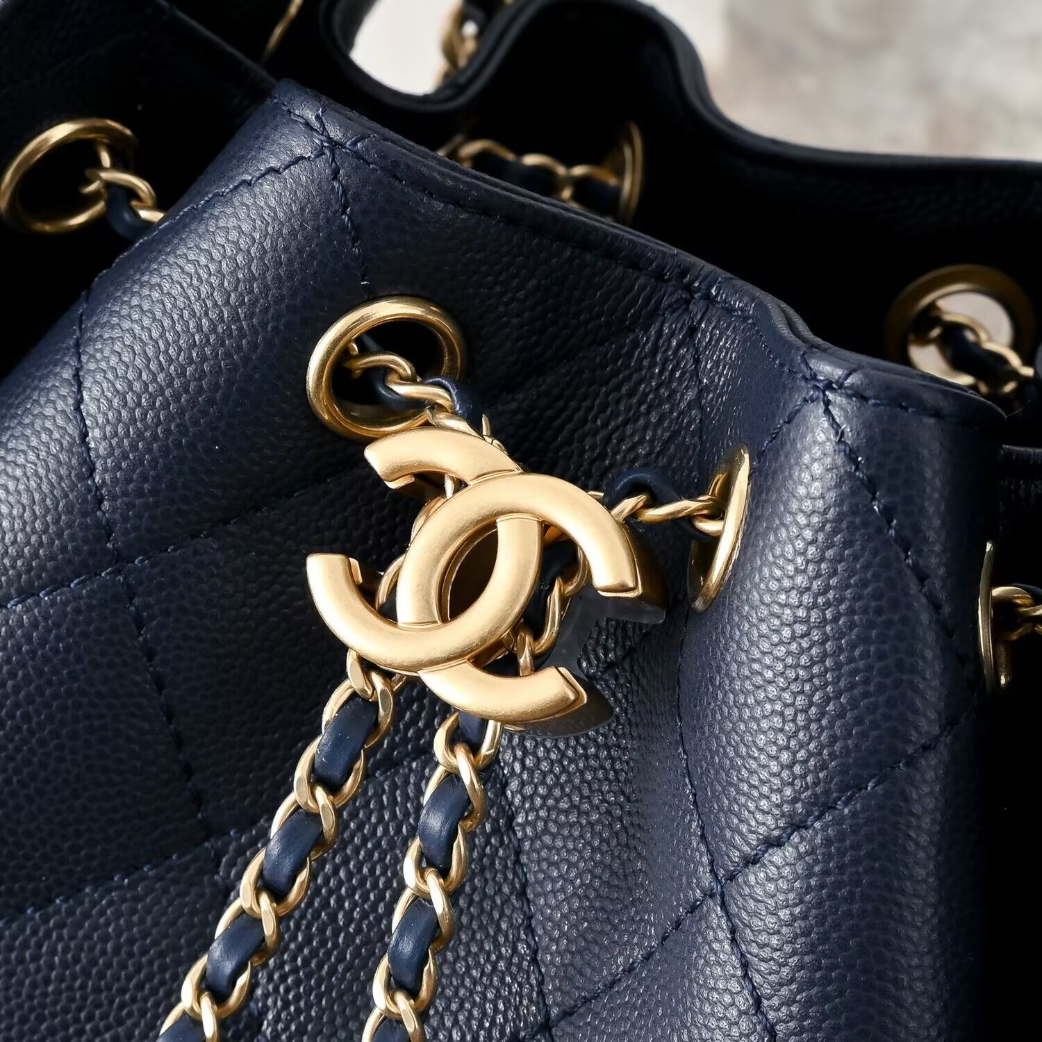 CHANEL 25C Bucket Bag 20x22x12.5cm