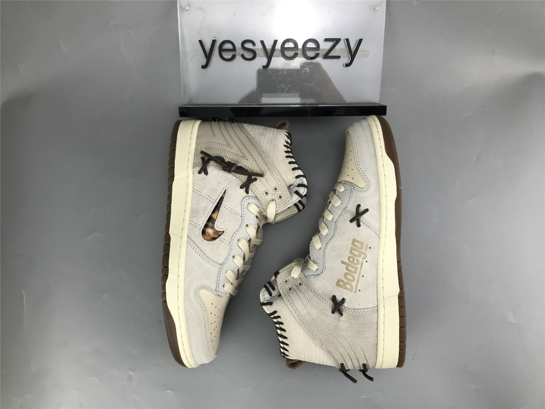 UA NIKE BODEGA X DUNK HIGH