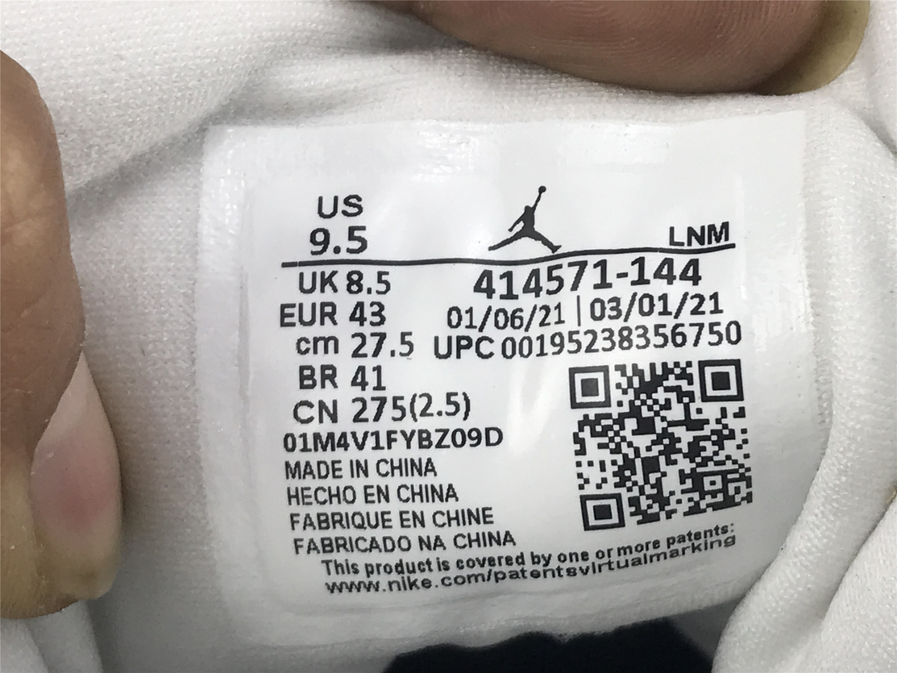 UA AIR JORDAN 13 RETRO
