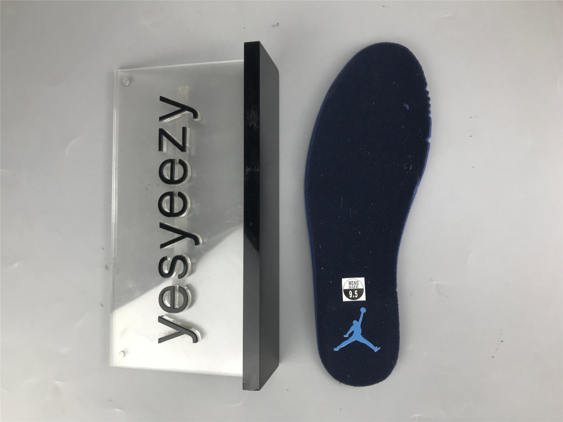 UA AIR JORDAN 13 RETRO