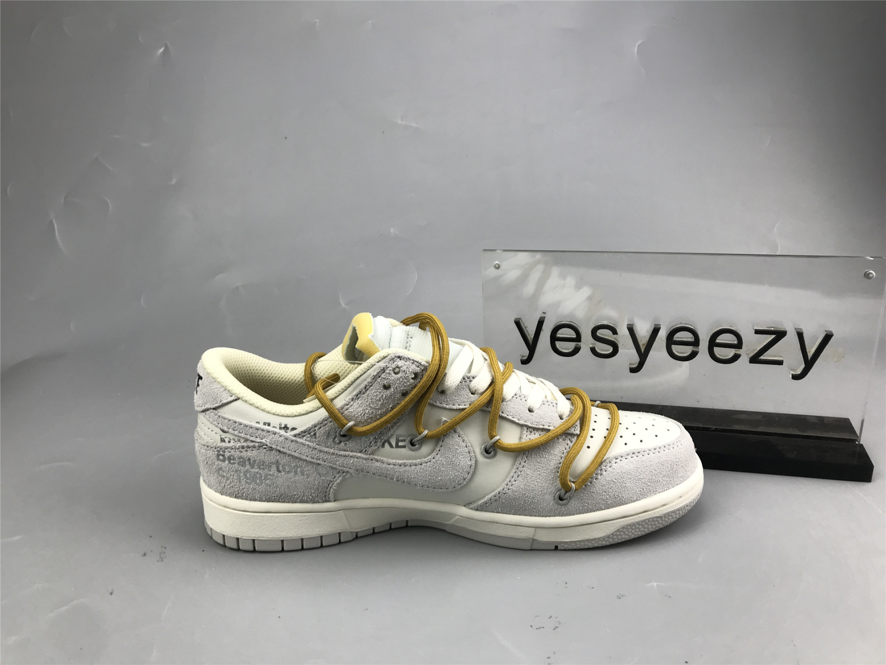 UA NIKE OFF-WHITE X DUNK LOW
