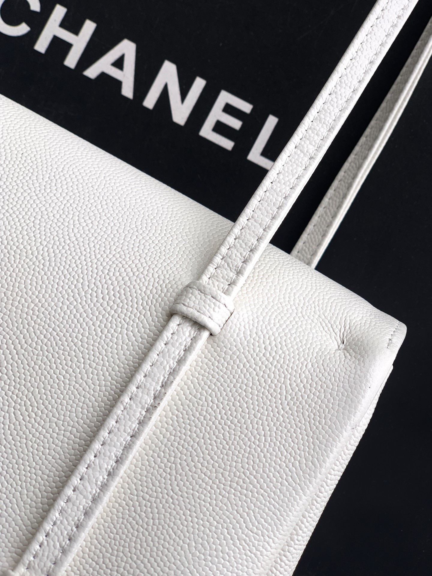 Chanel Small Flap Bag AS6130 15x22x7cm