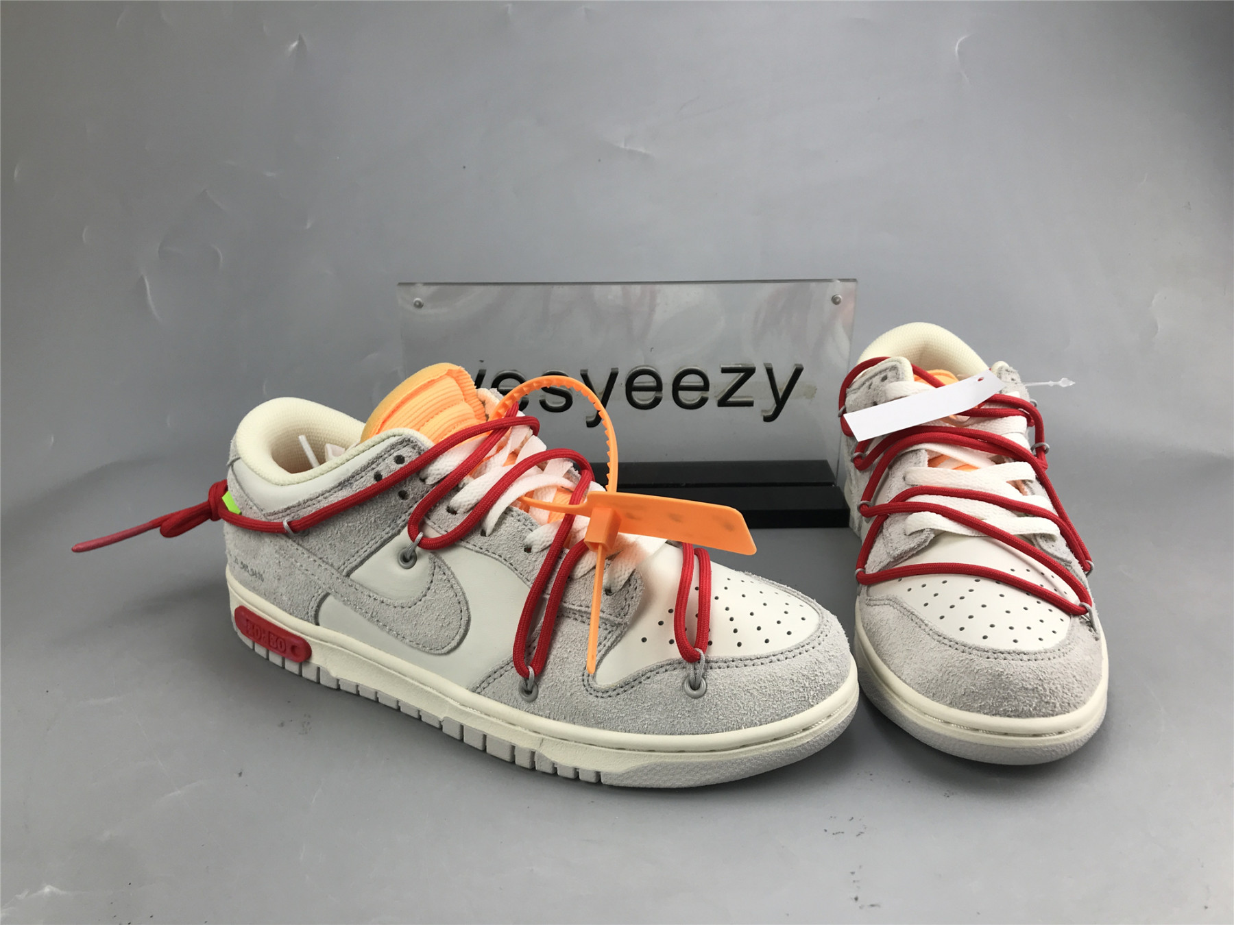 UA NIKE OFF-WHITE X DUNK LOW