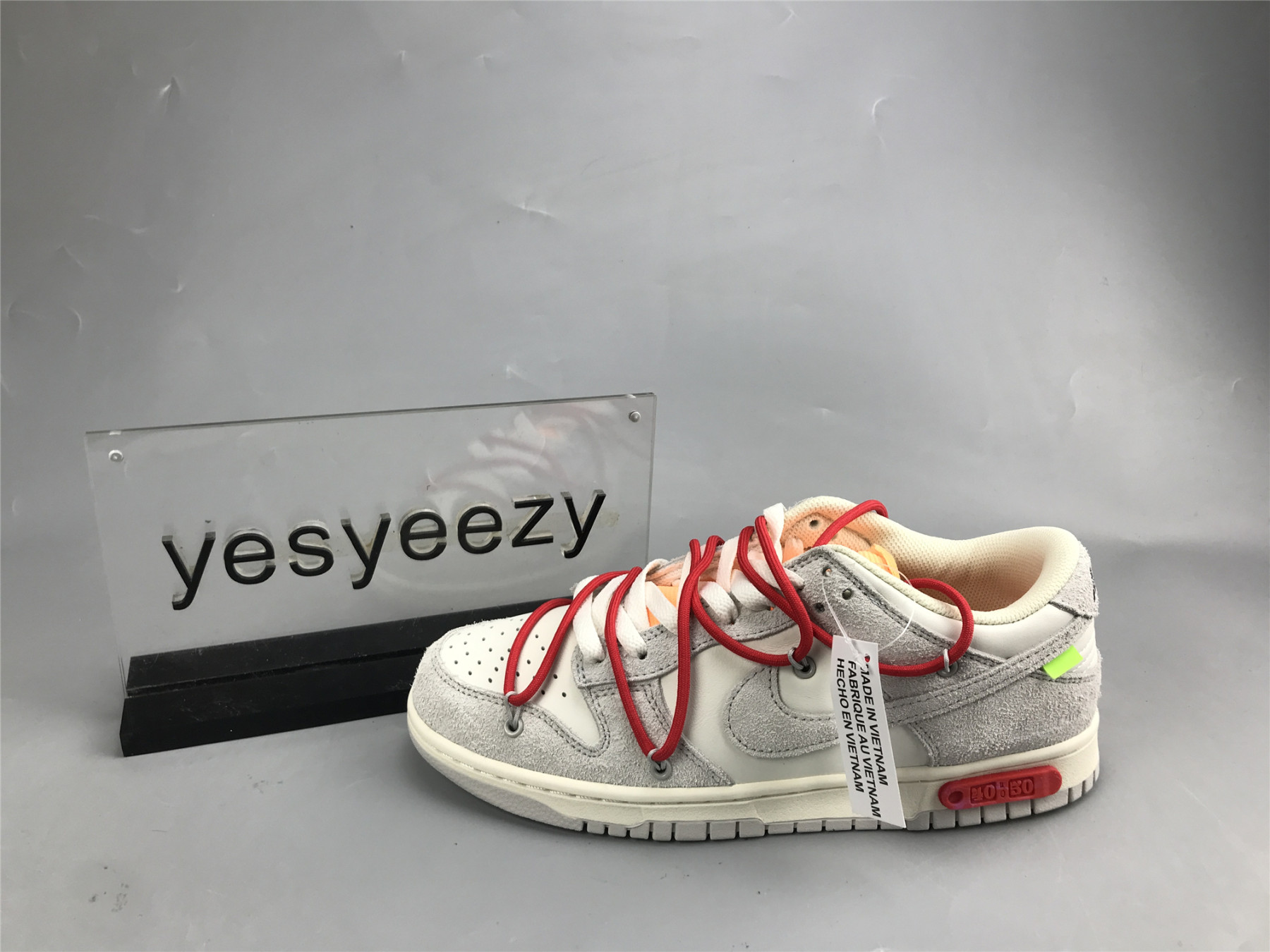 UA NIKE OFF-WHITE X DUNK LOW