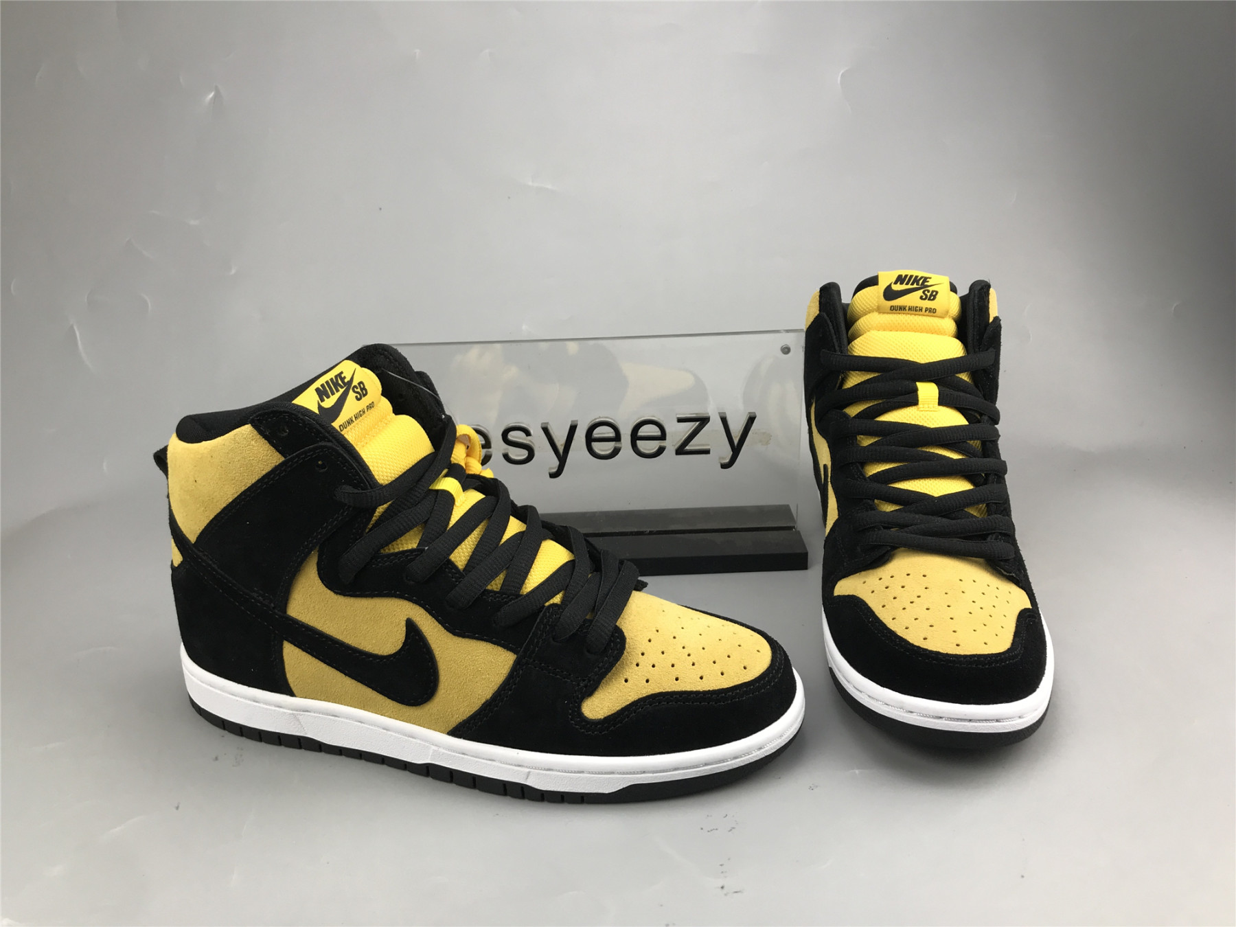 ua nike dunk high pro sb