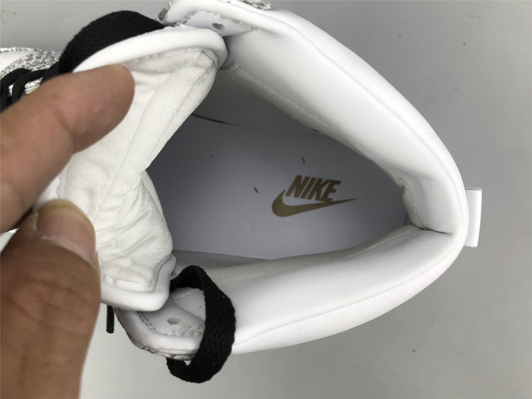 UA NIKE DUNK PRM HI SP