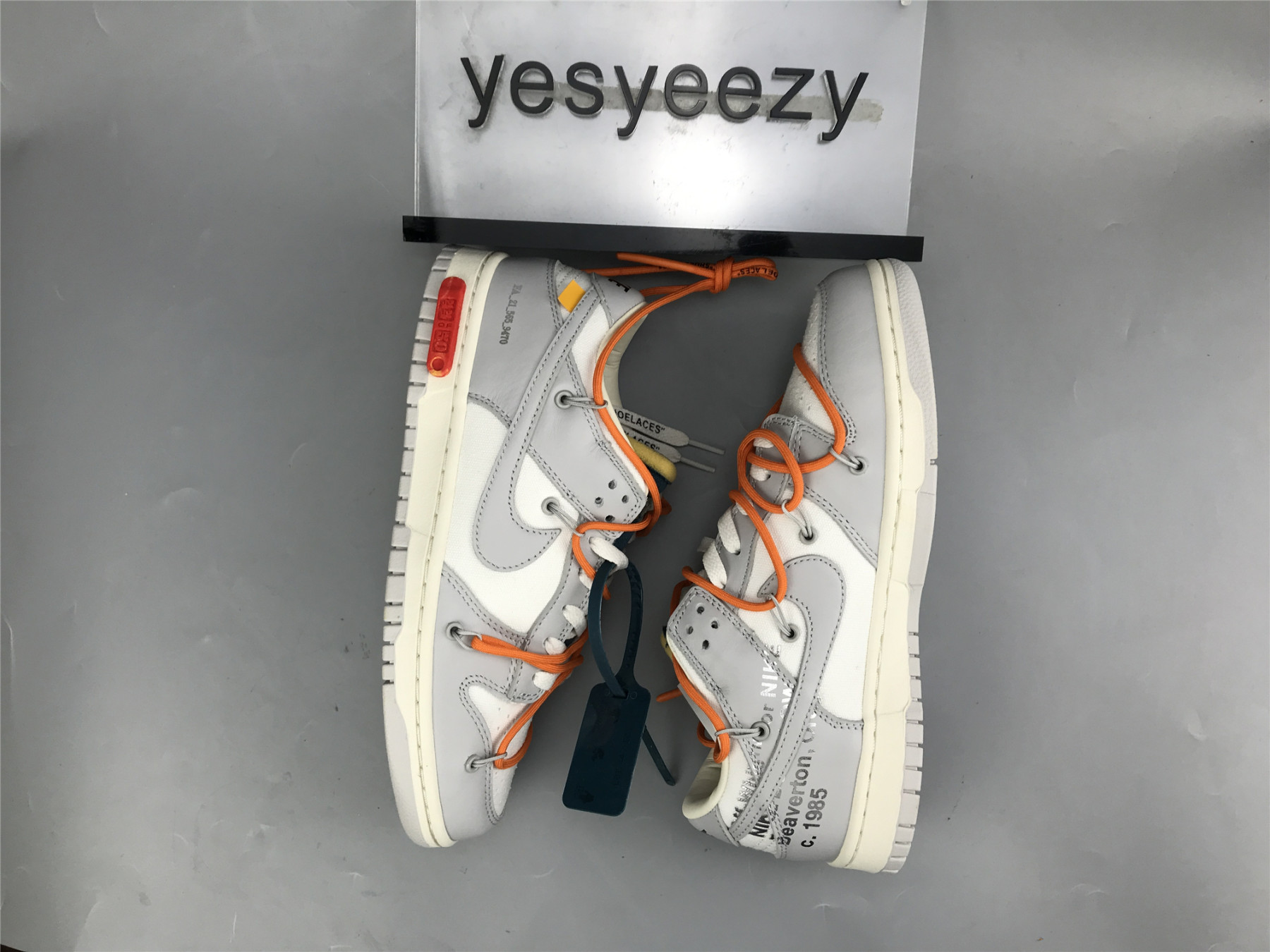 UA NIKE OFF-WHITE X DUNK LOW