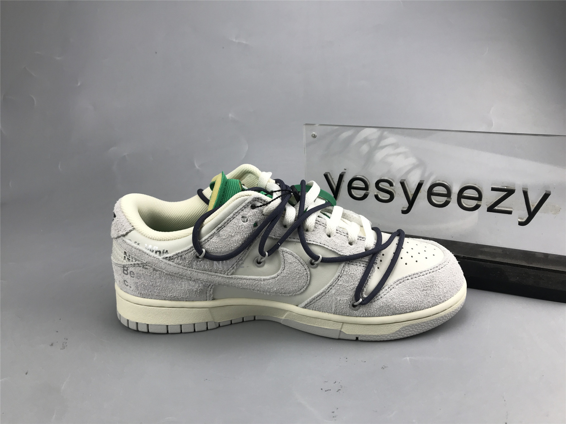 UA NIKE OFF-WHITE X DUNK LOW