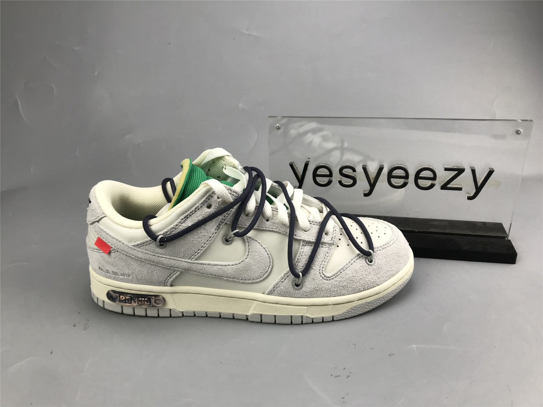 UA NIKE OFF-WHITE X DUNK LOW
