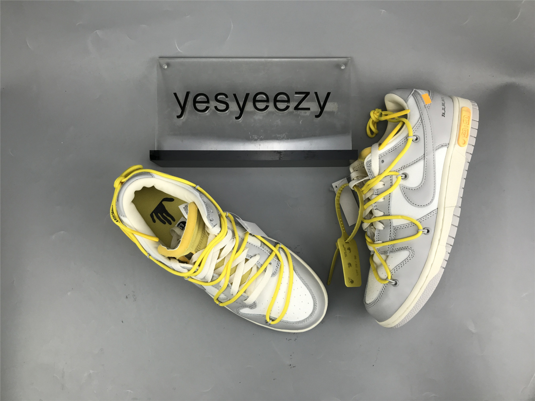 UA NIKE OFF-WHITE X DUNK LOW