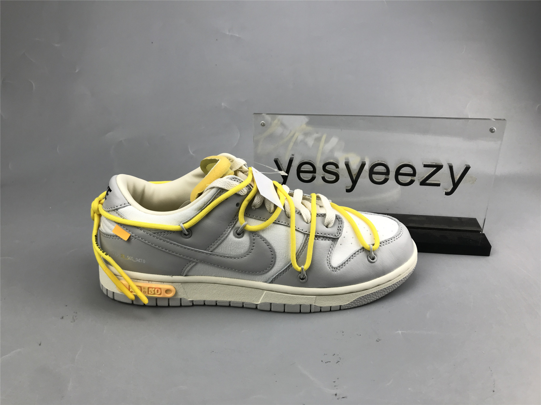 UA NIKE OFF-WHITE X DUNK LOW