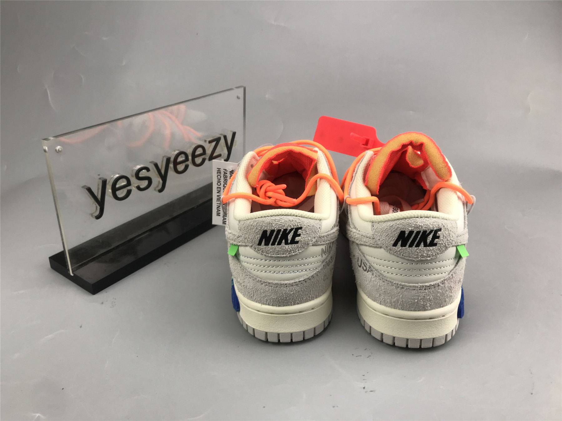 UA NIKE OFF-WHITE X DUNK LOW