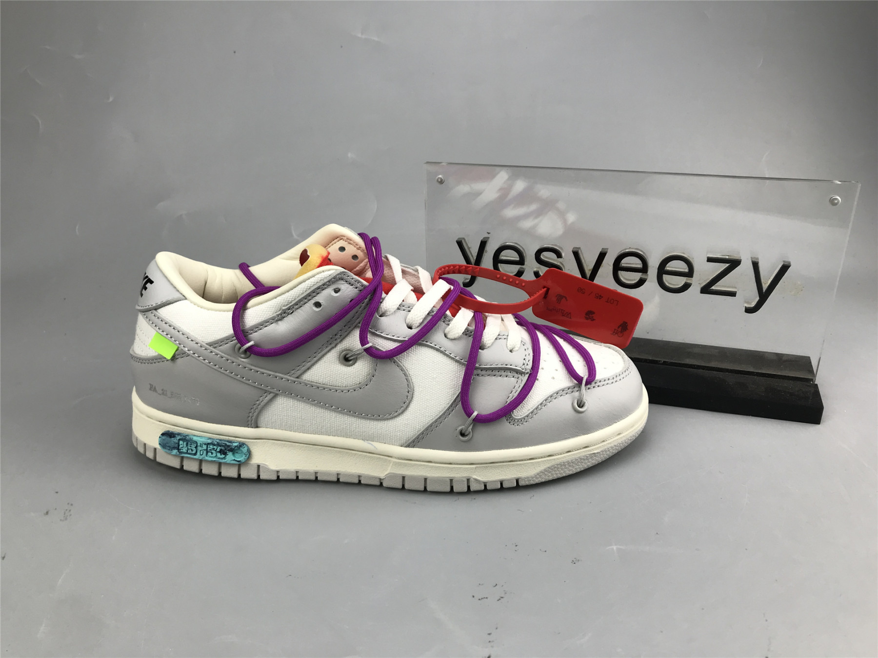 UA NIKE OFF-WHITE X DUNK LOW