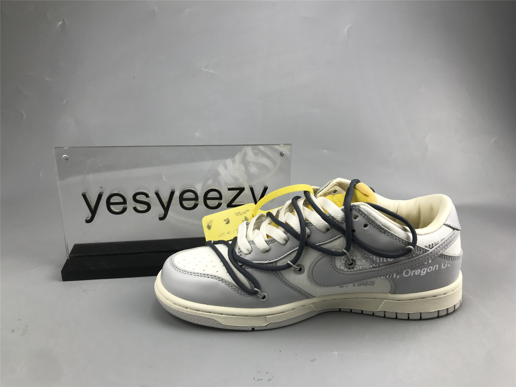 UA NIKE OFF-WHITE X DUNK LOW