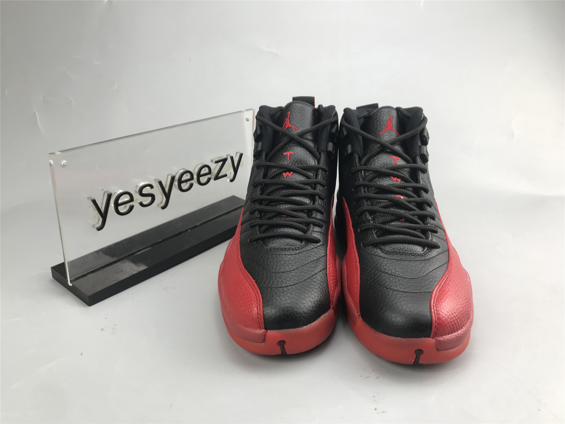 UA AIR JORDAN 12 RETRO
