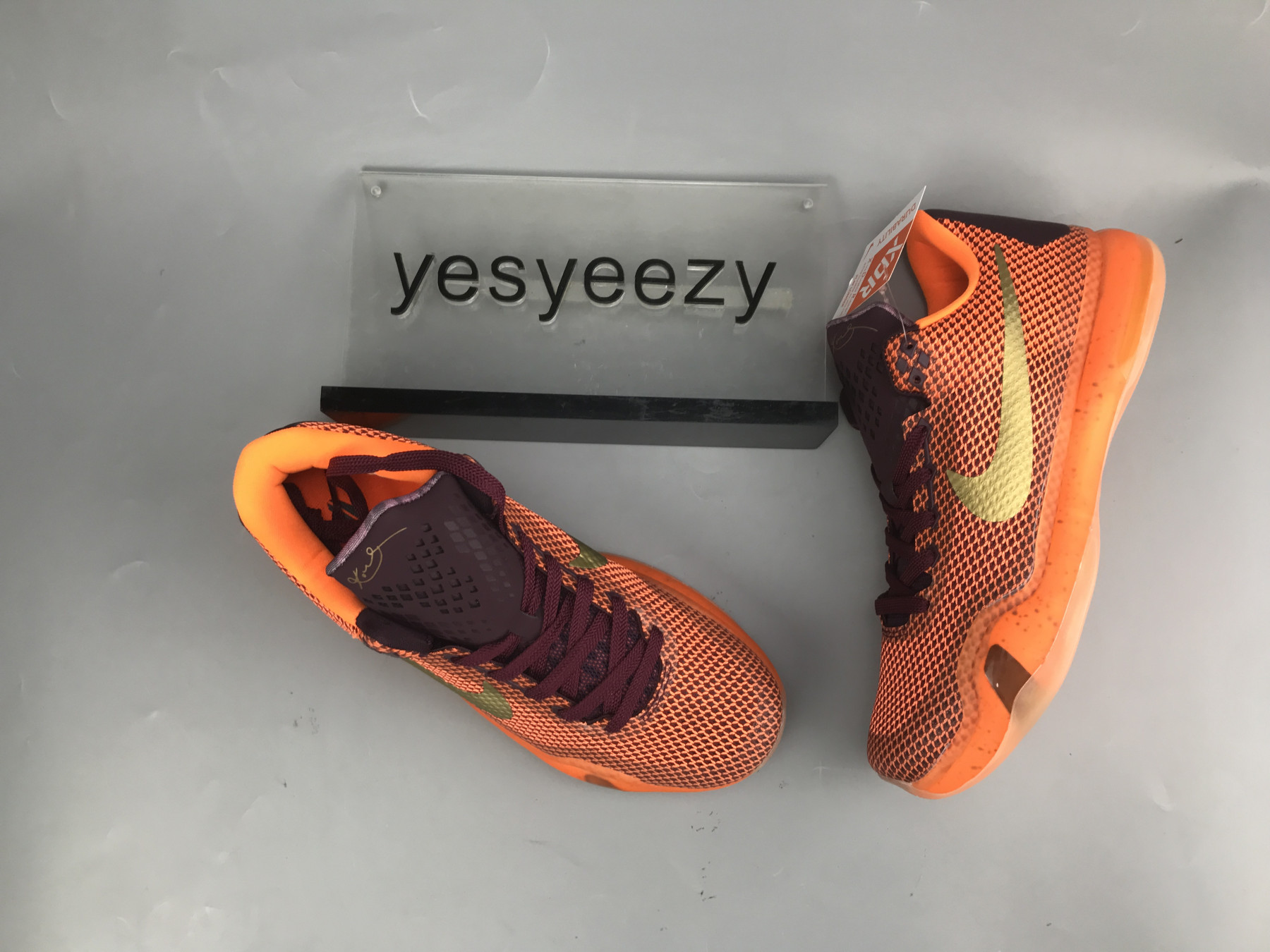 UA NIKE KOBE 10