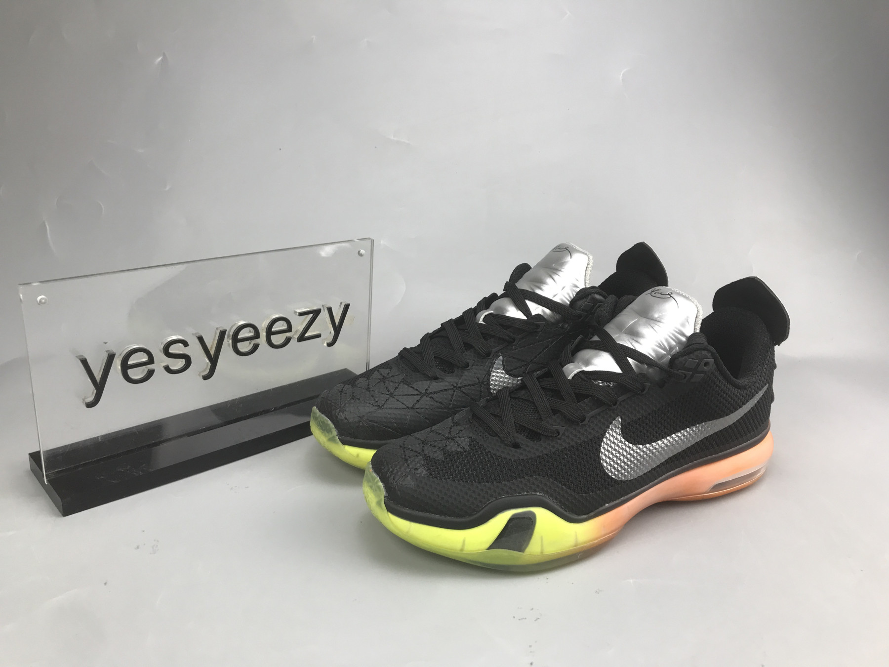 UA NIKE KOBE 10 