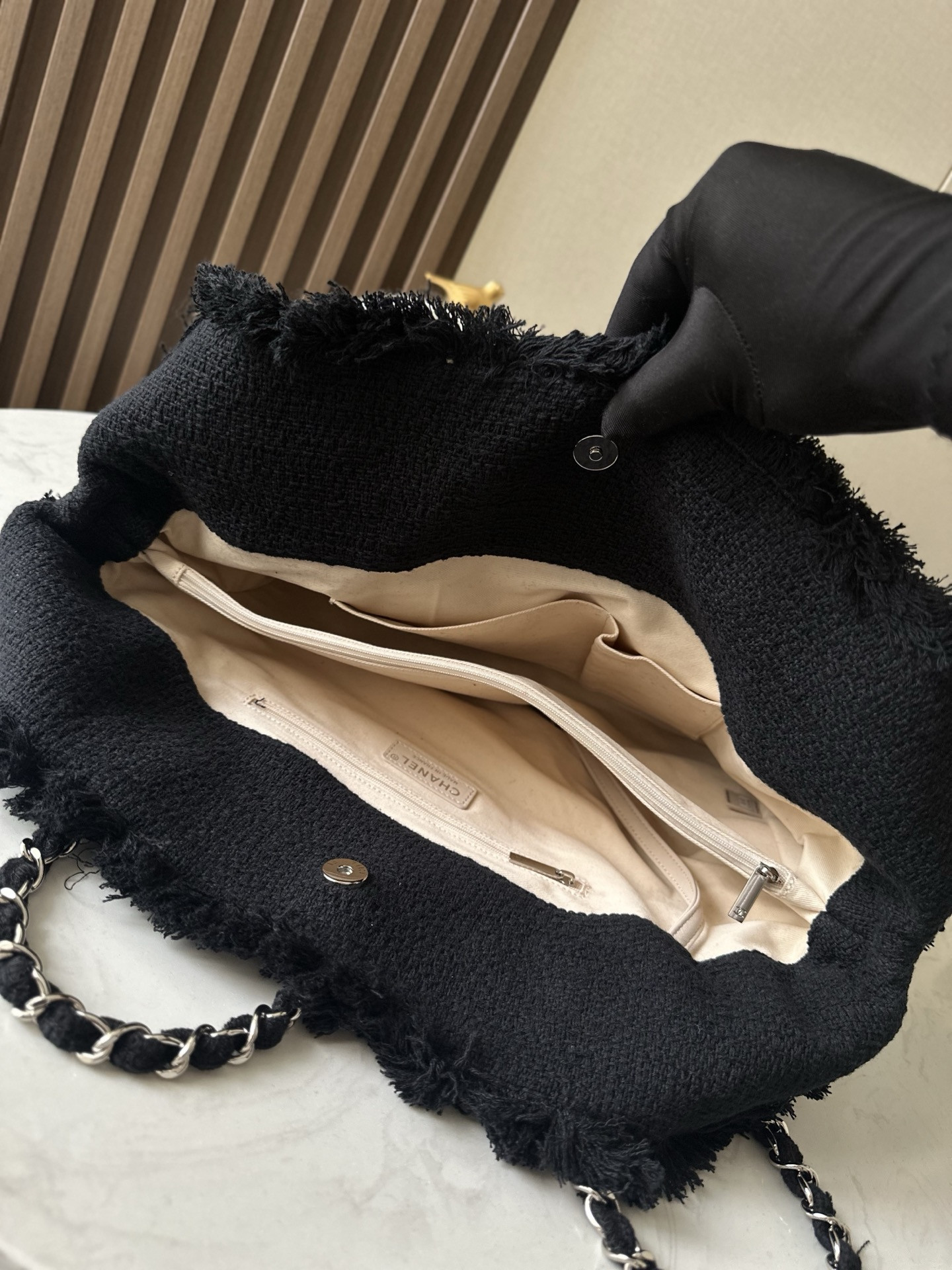 Chanel Vintage Linen Tassel Tote Straw Bag 48x35x17cm