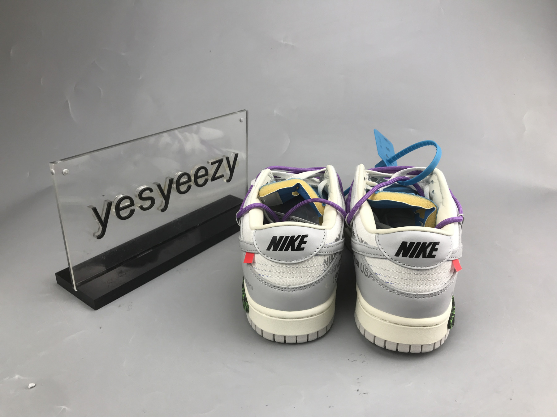 UA NIKE OFF-WHITE X DUNK LOW