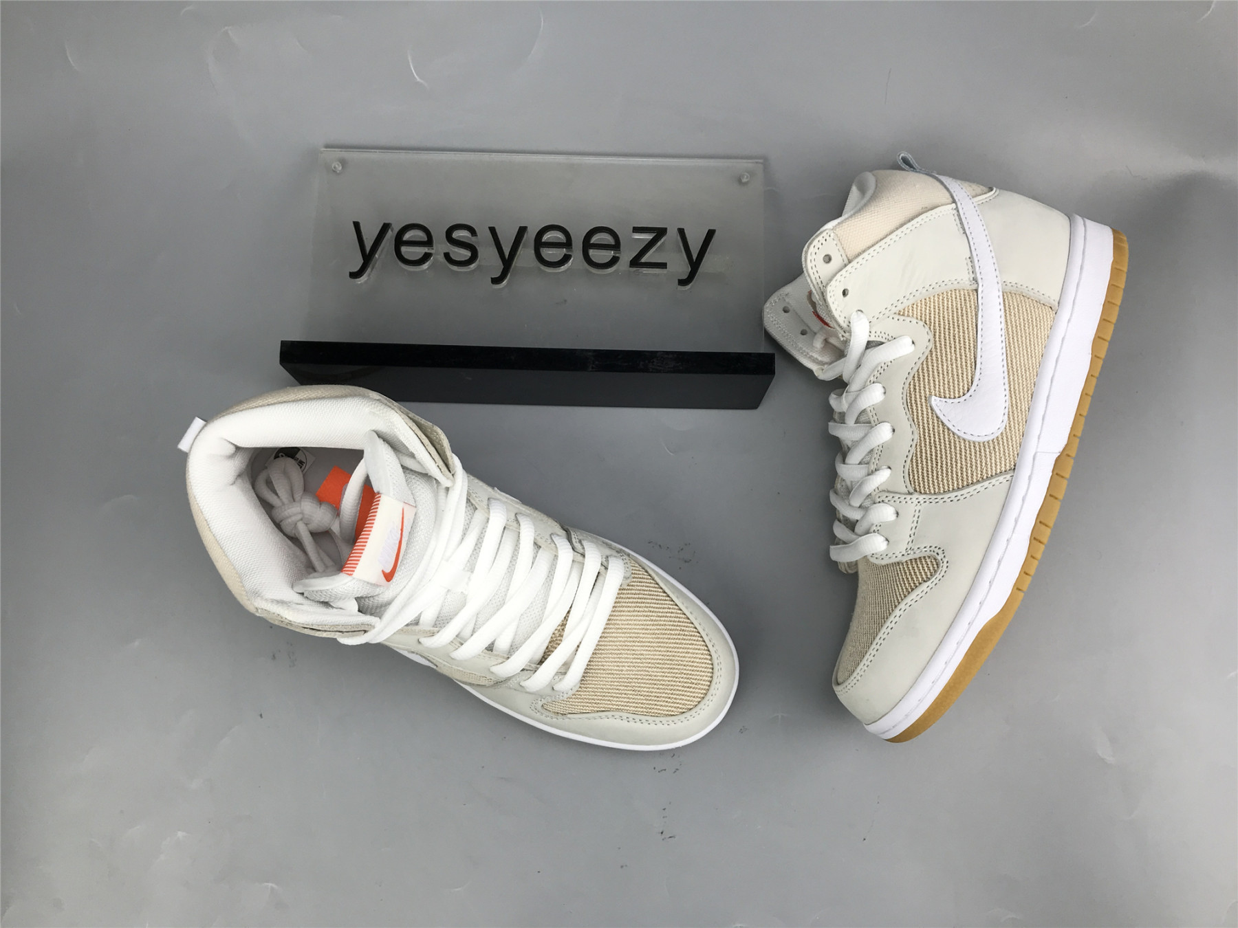 UA NIKE DUNK HIGH PRO ISO SB