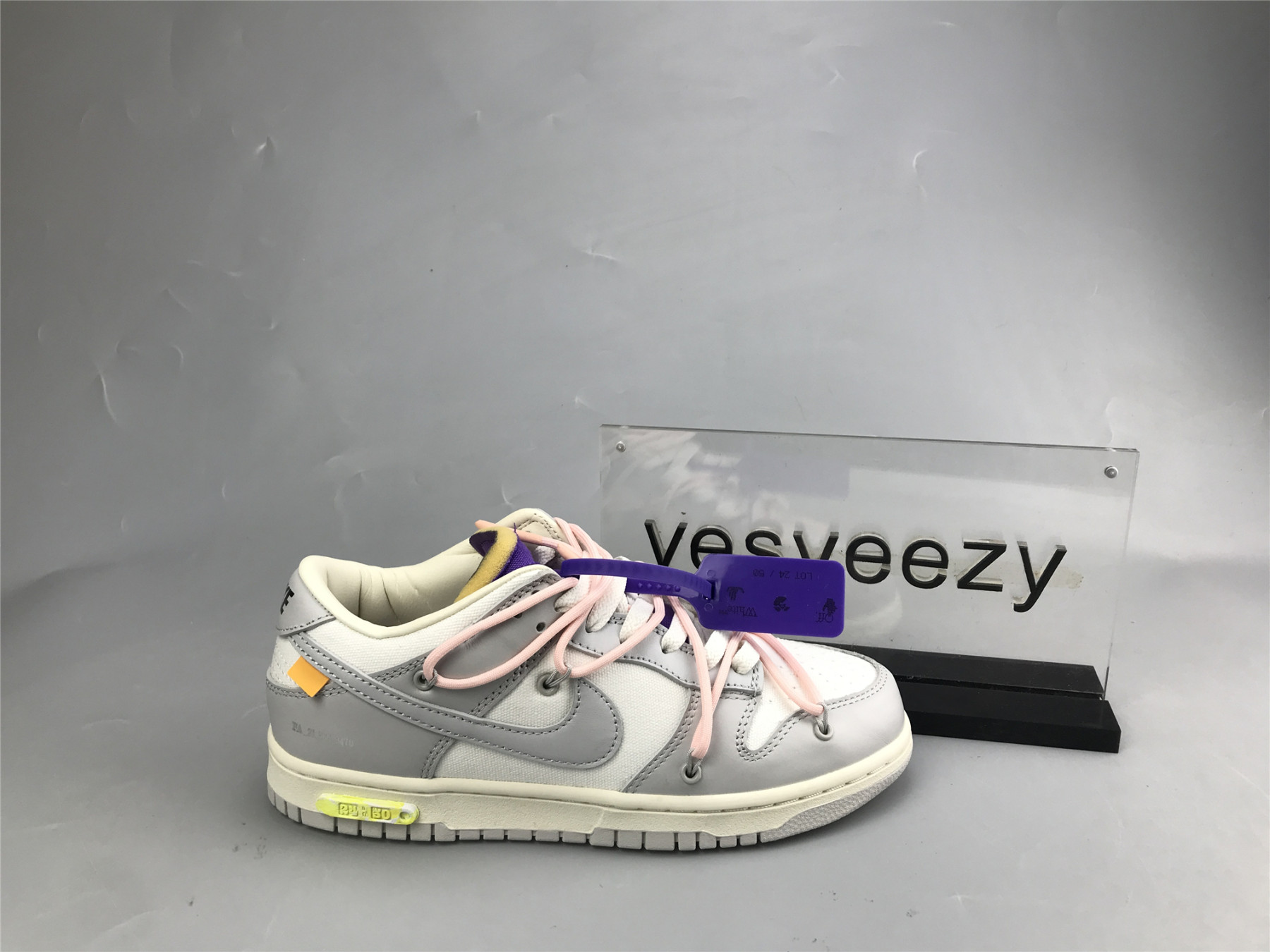 UA NIKE OFF-WHITE X DUNK LOW