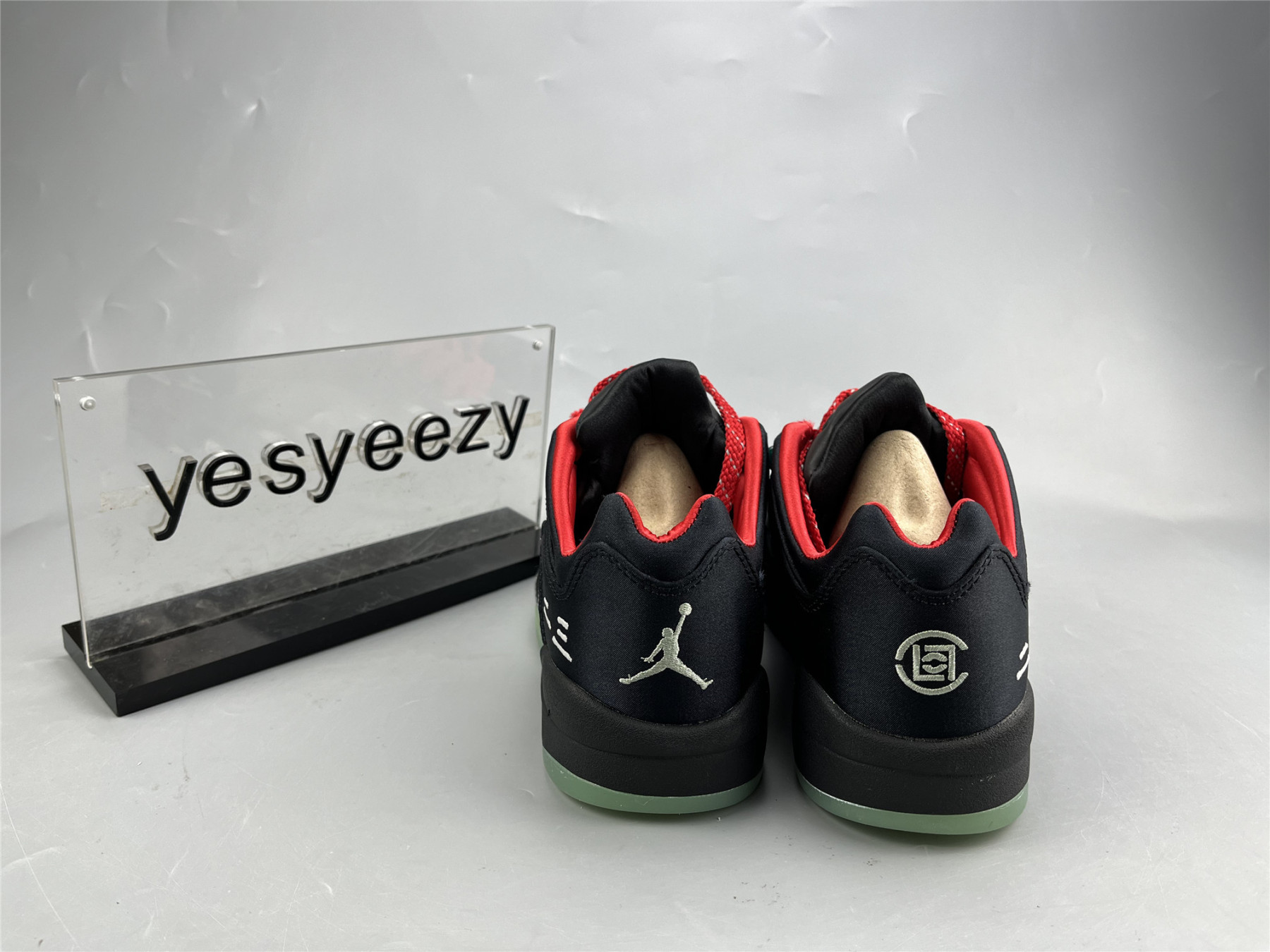 UA CLOT X AIR JORDAN 5 RETRO LOW