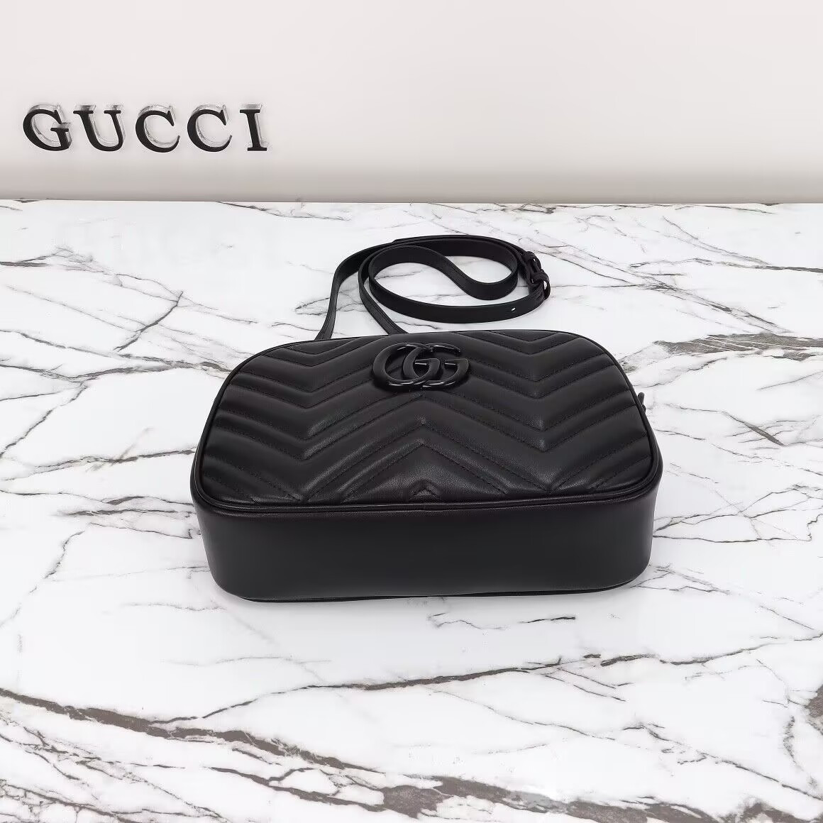 Gvc*1 GG Marmont small shoulder bag 24x12x7cm