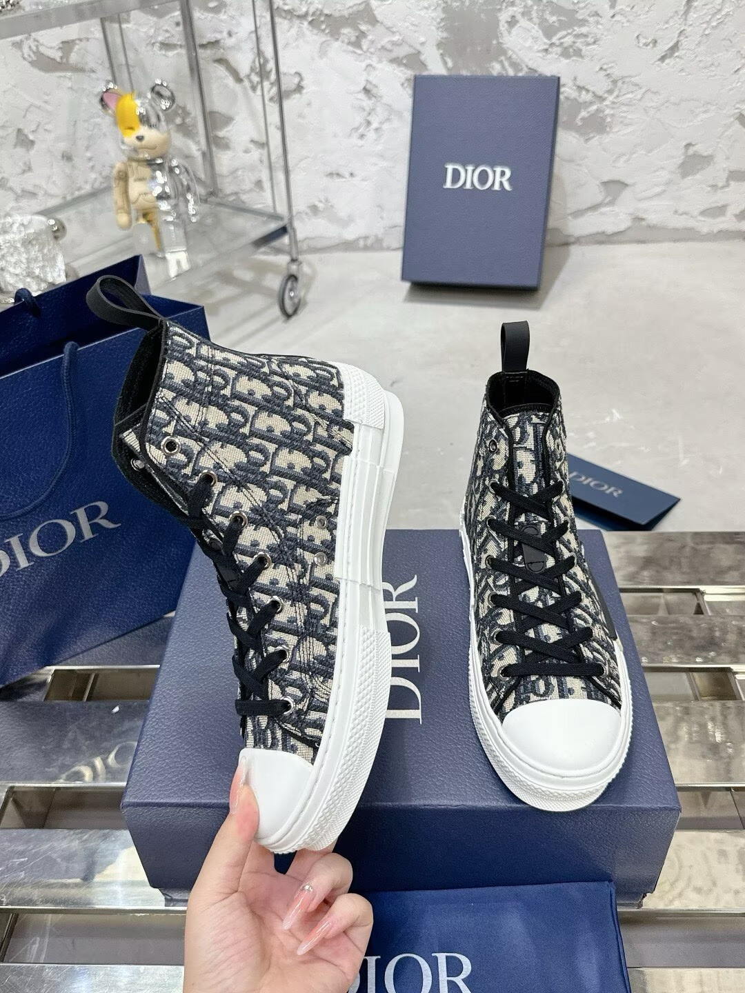 ua D10r sneaker