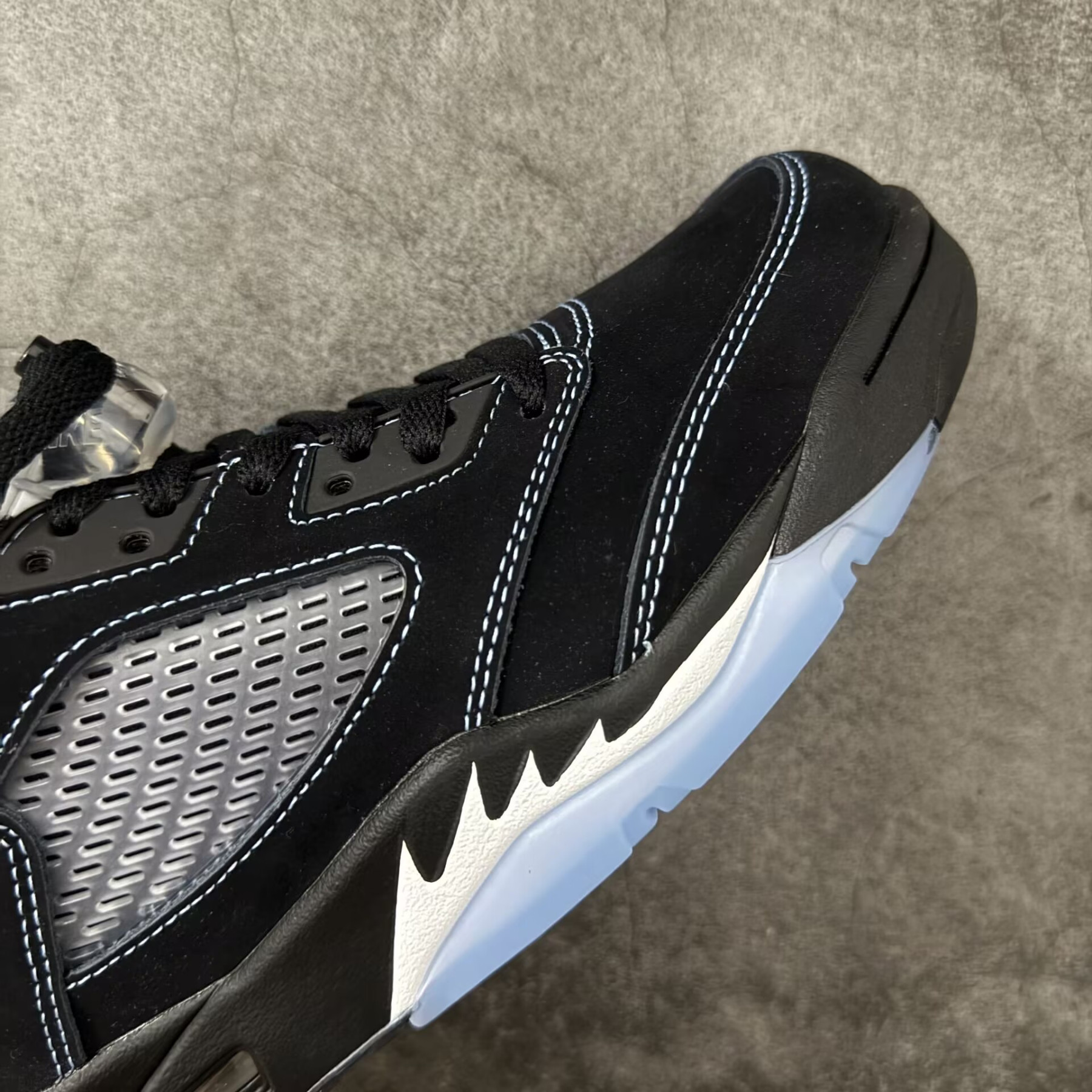 UA Jordan 5 Retro Black University Blue
