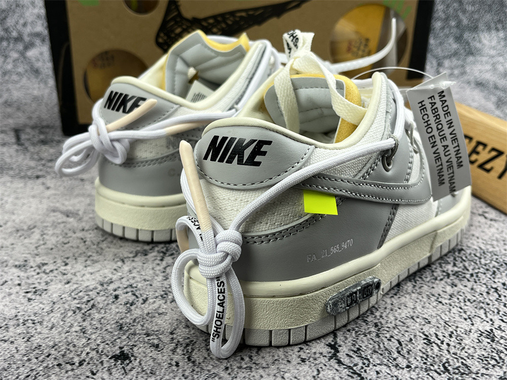 UA NIKE OFF-WHITE X DUNK LOW