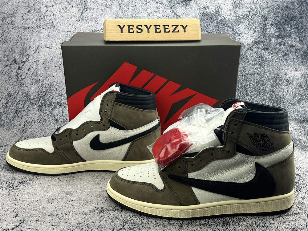 UA TRAVIS SCOTT X AIR JORDAN 1 RETRO HIGH OG