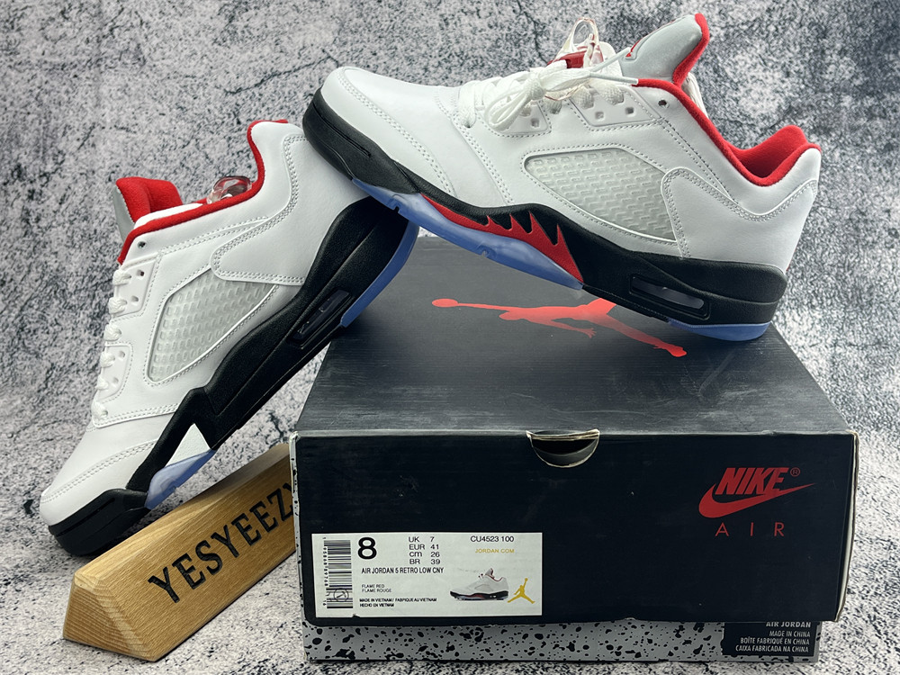 UA AIR JORDAN 5 LOW GOLF