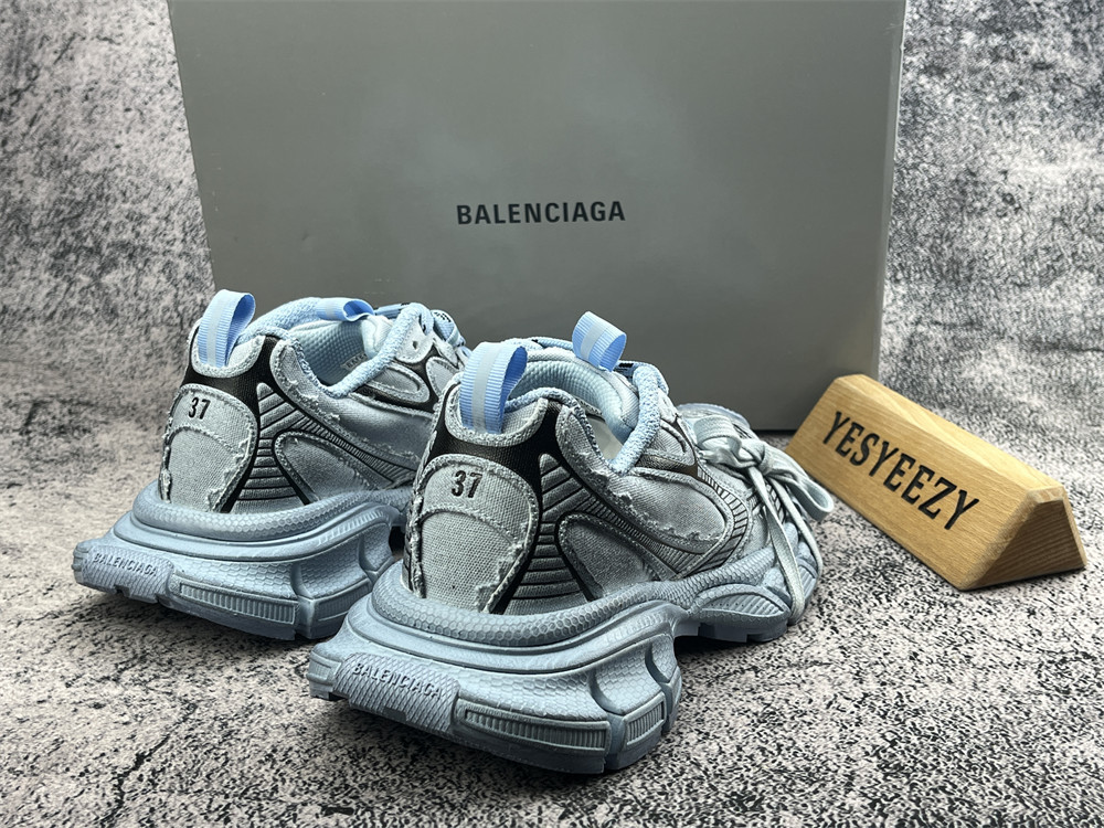 UA Balenciga 3XL Light Blue